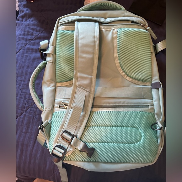 Bagodi Mint Green Carry-on Travel Multi-Pocket Bag - Picture 4 of 4